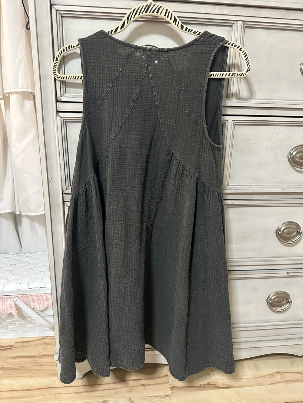 easel Textured V-Neck Tank Dress in Charcoal Gray - Picture 2 of 3